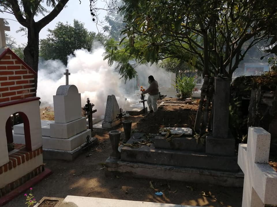 NEBULIZACIÓN DE PANTEONES EN TLALTIZAPÁN.